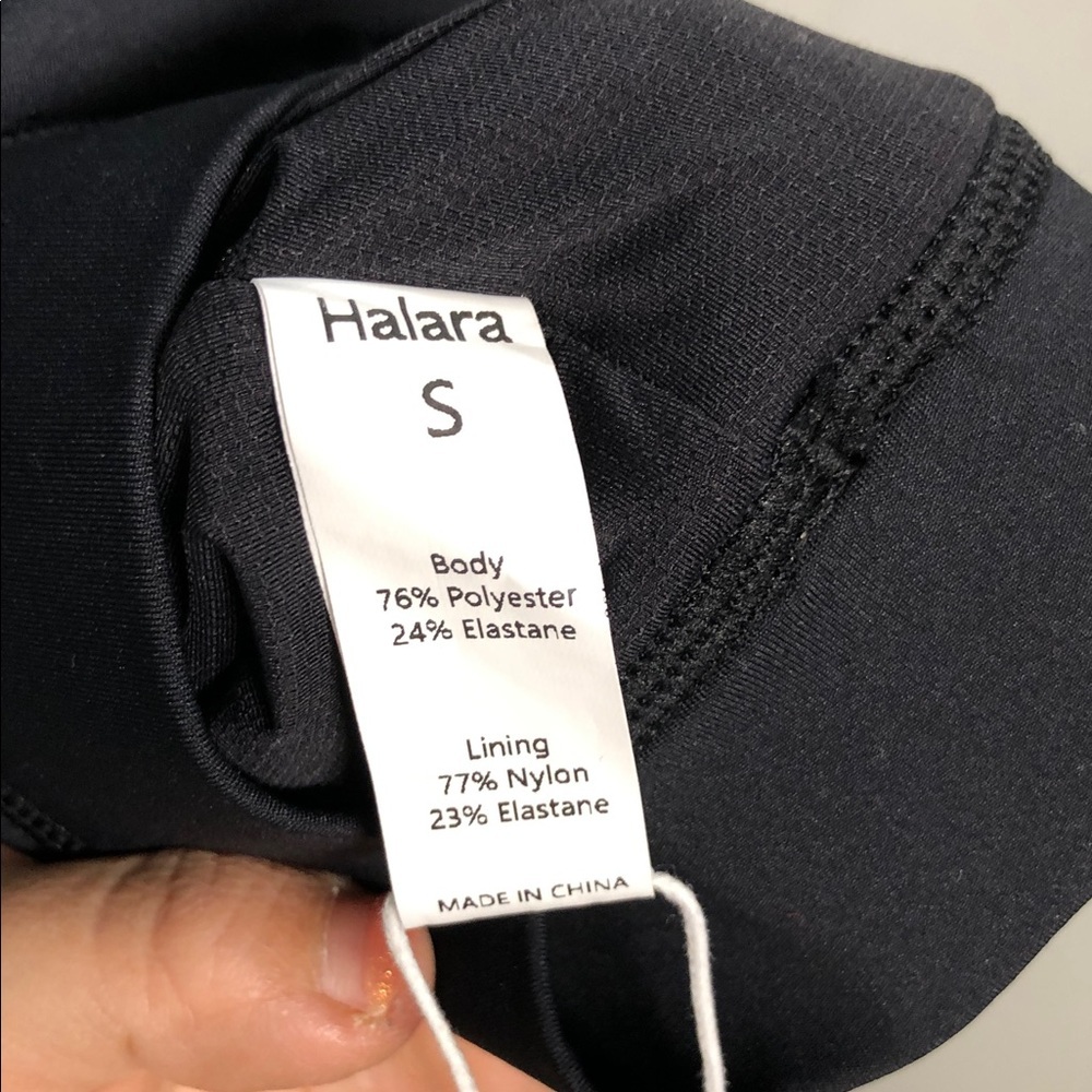 HALARA Black Collared Padded Crop Top (A1) - Picture 5 of 5